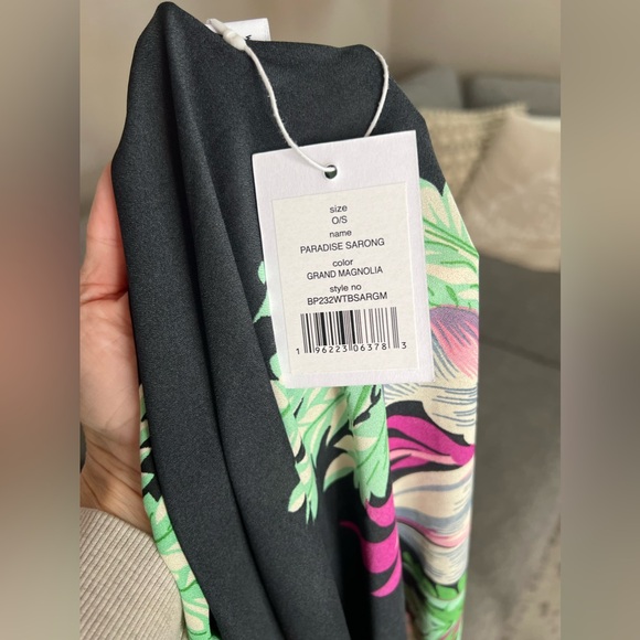 NEW multi floral sarong. - Picture 2 of 8